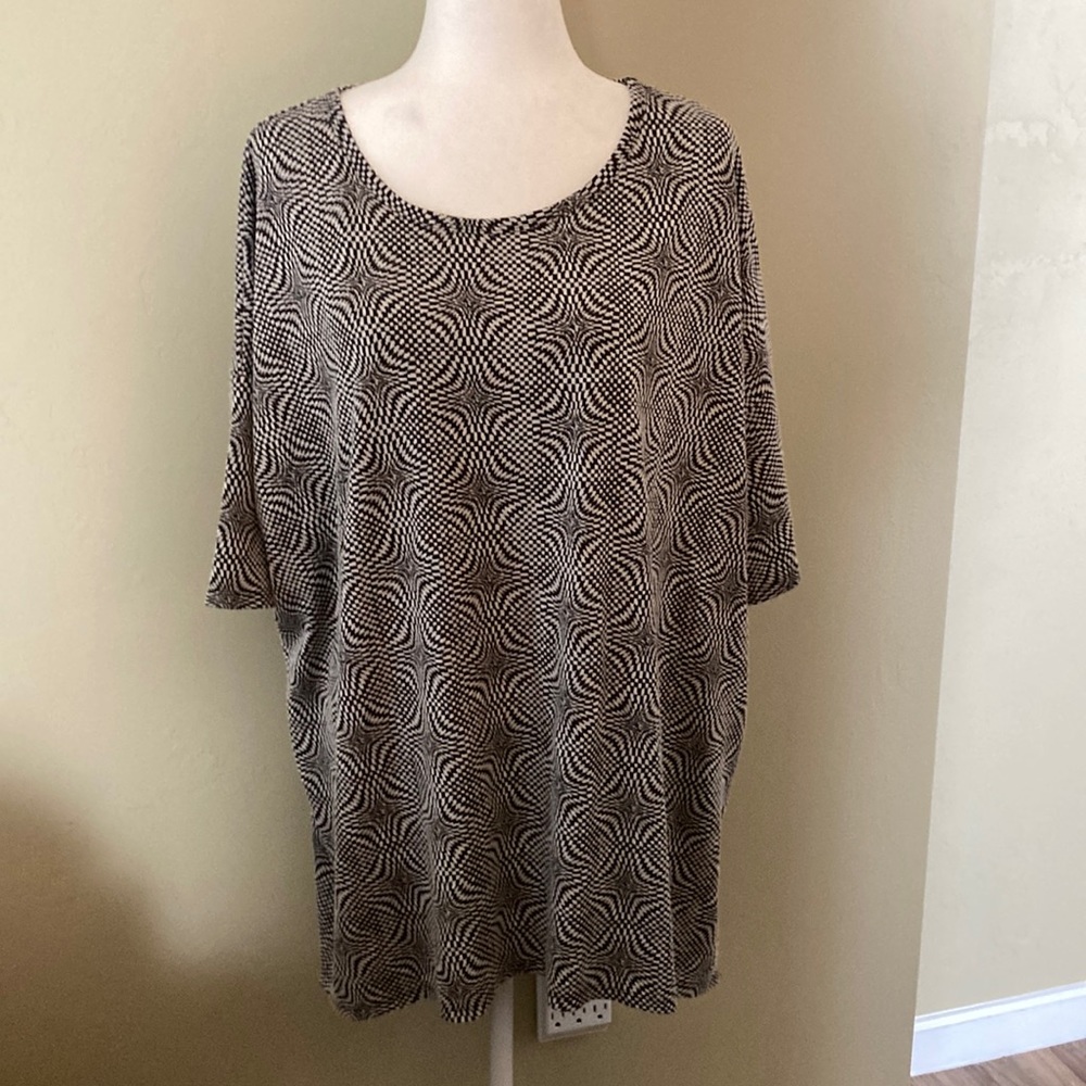LuLaRoe tunic